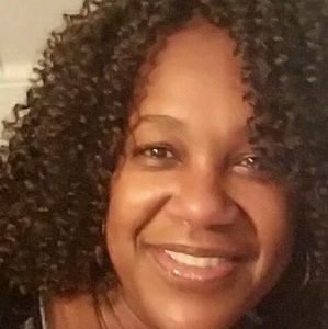 Meet your Posher, Carolyn